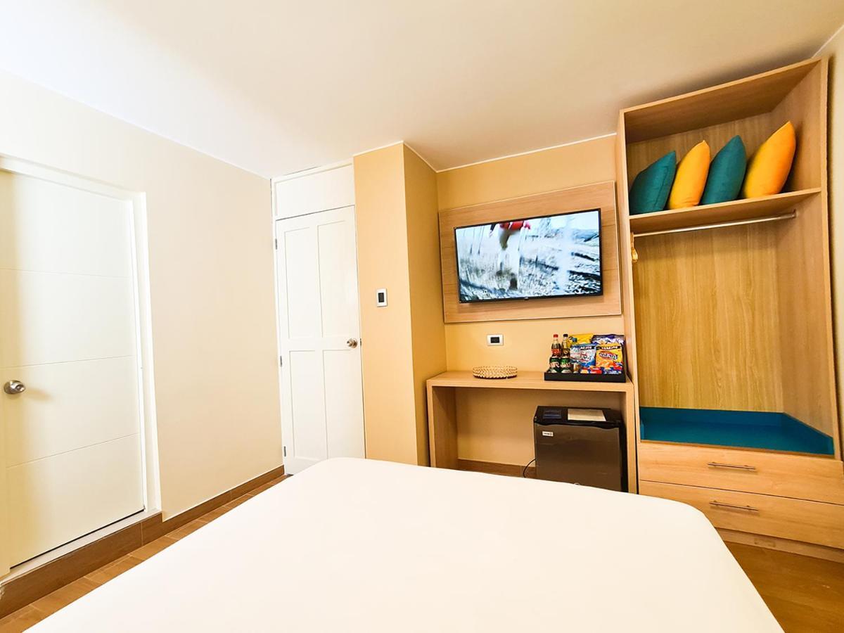 Acuario Hotel & Suite Лима Екстериор снимка
