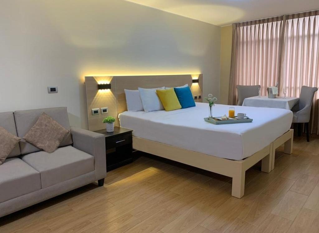 Acuario Hotel & Suite Лима Екстериор снимка